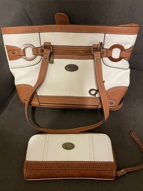 White and Tan Two-Tone Leather Tote with Matching Wallet